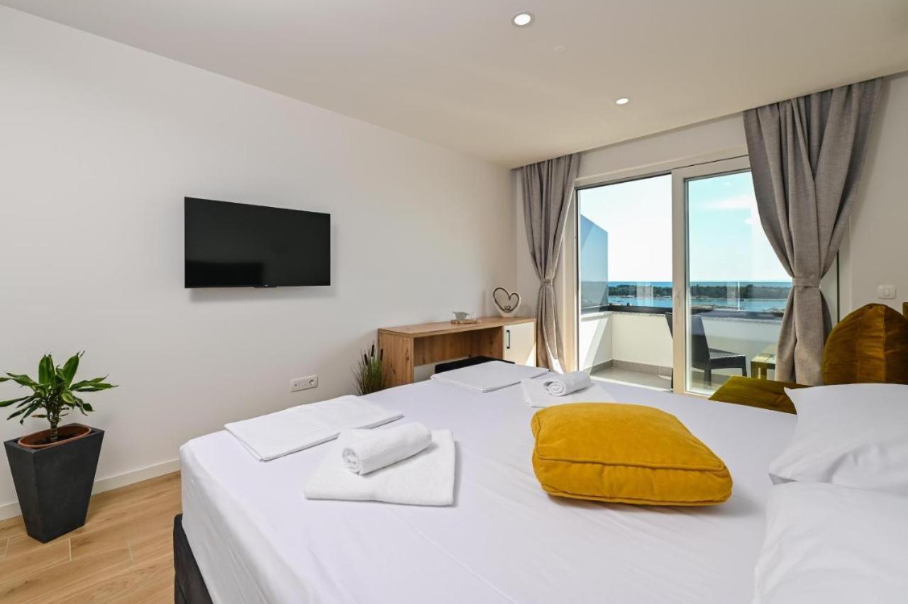 Boutique Hotel Ivy'Z Novalja Kültér fotó