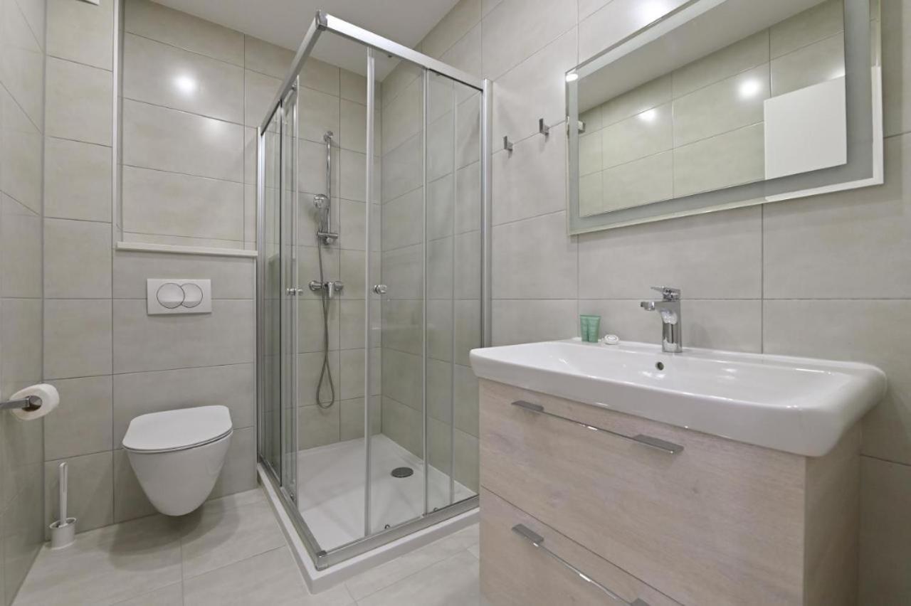 Boutique Hotel Ivy'Z Novalja Kültér fotó