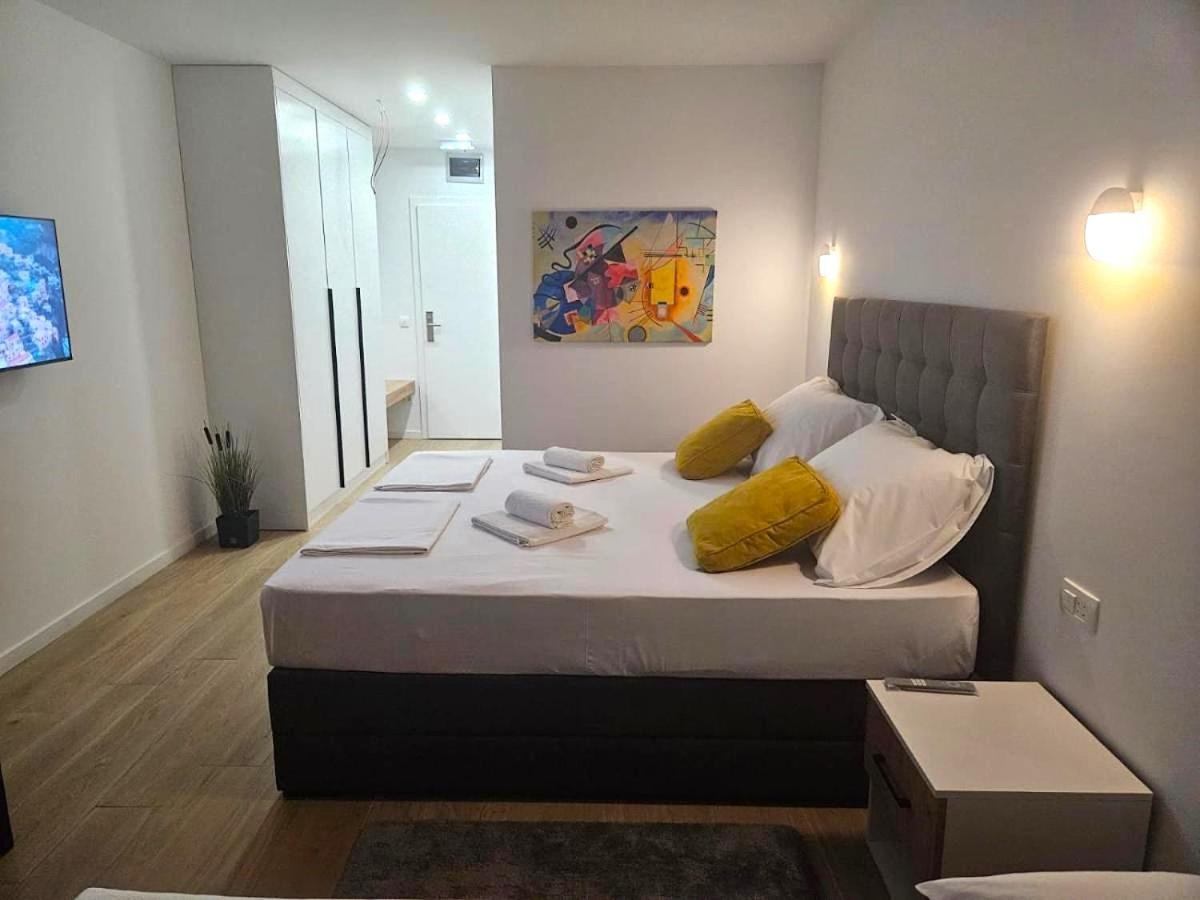 Boutique Hotel Ivy'Z Novalja Kültér fotó