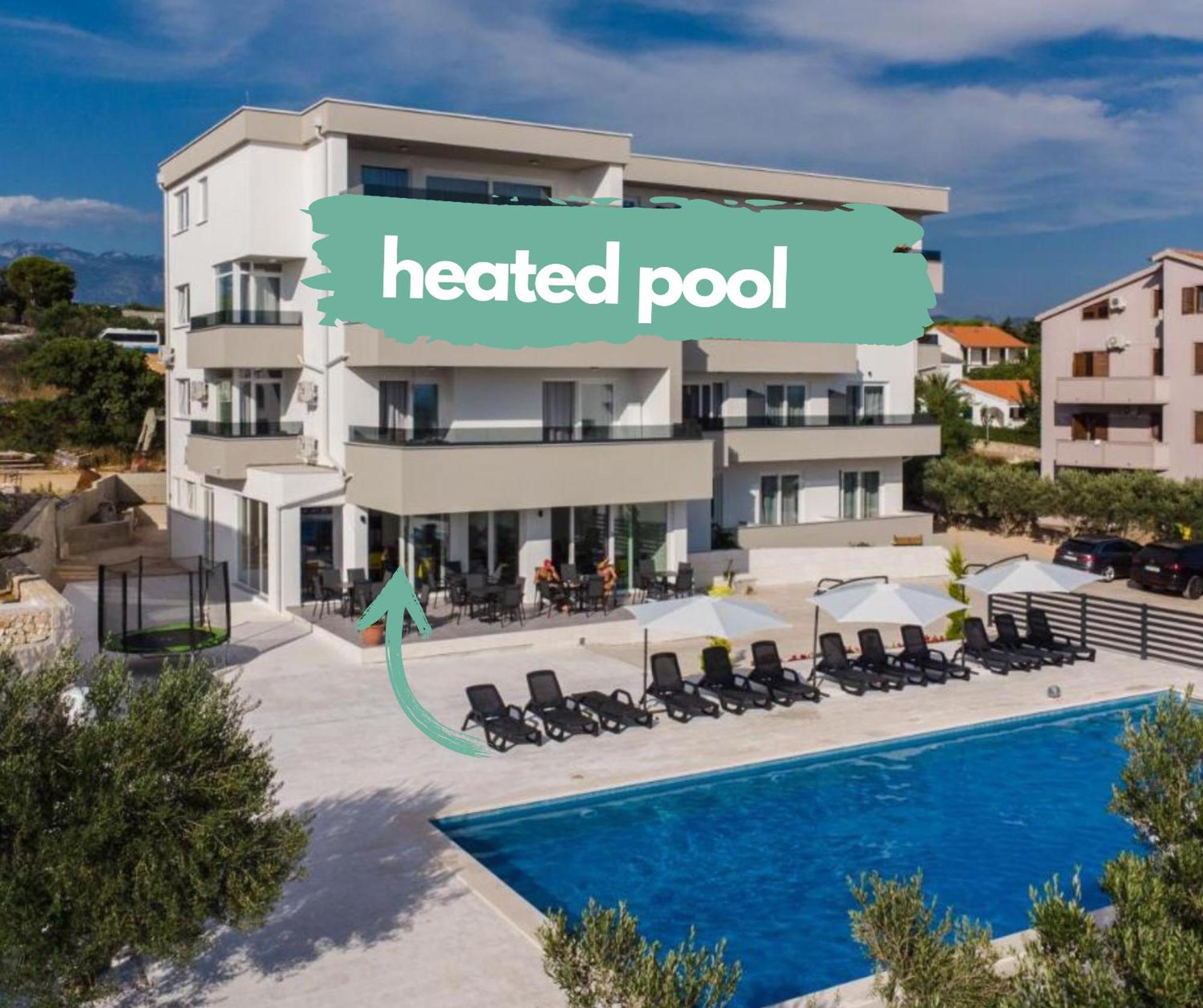 Boutique Hotel Ivy'Z Novalja Kültér fotó